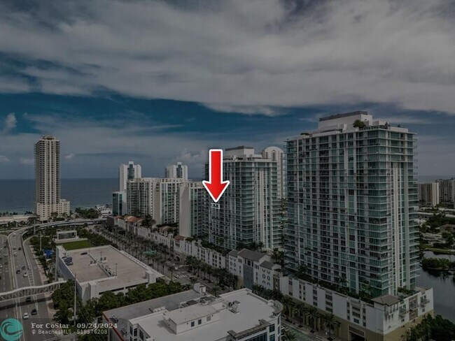 Foto del edificio - 300 Sunny Isles Blvd