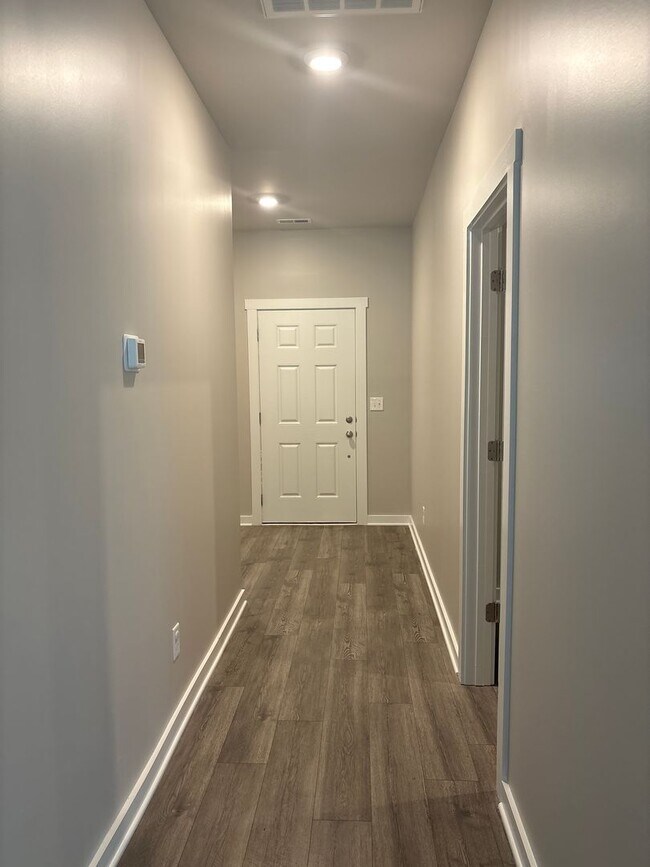 Photo - Beautiful 3 Bed 2 Bath Home in Shelbyville