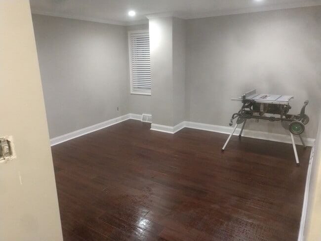 Building Photo - 4054 Howley St