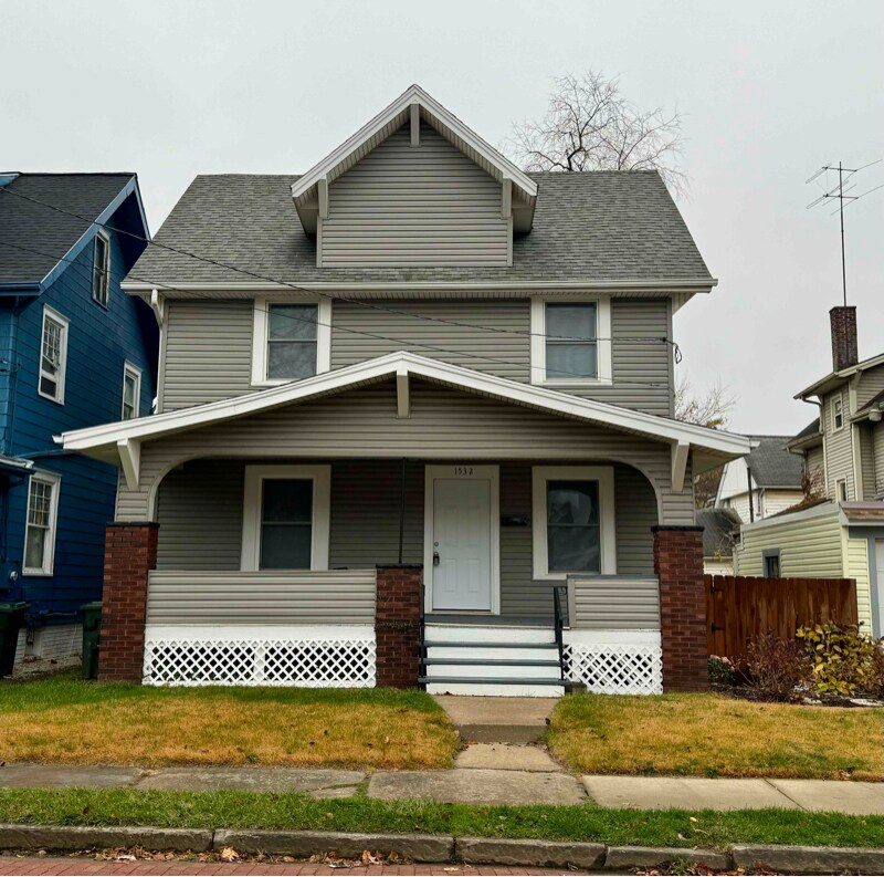 Primary Photo - 1532 Arnold Ave NW