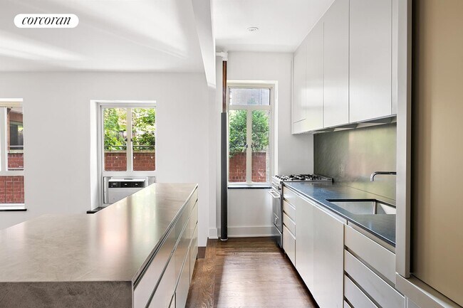Foto del edificio - 165 W 20th St