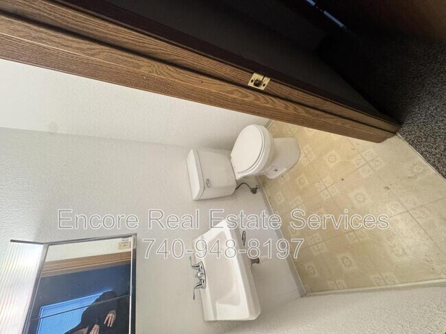 Foto del edificio - 573 Brookside Ct