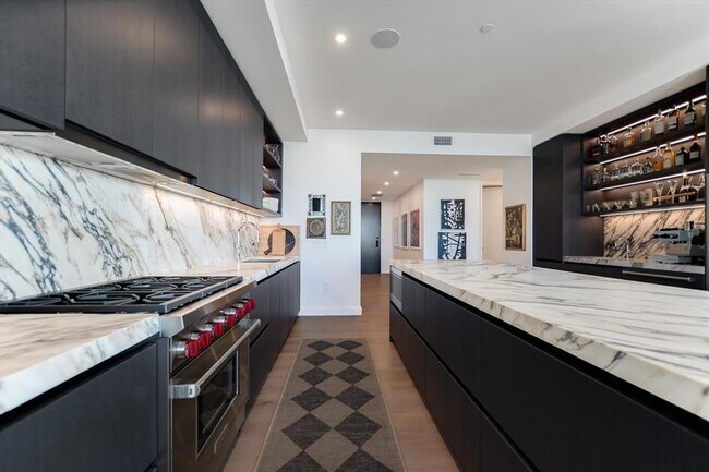 Foto del edificio - 610 Davis St