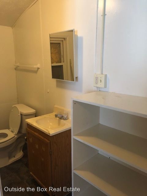 Foto del edificio - 226 S Irwin St