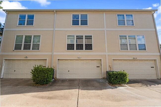 Foto del edificio - 2922 Crawford St