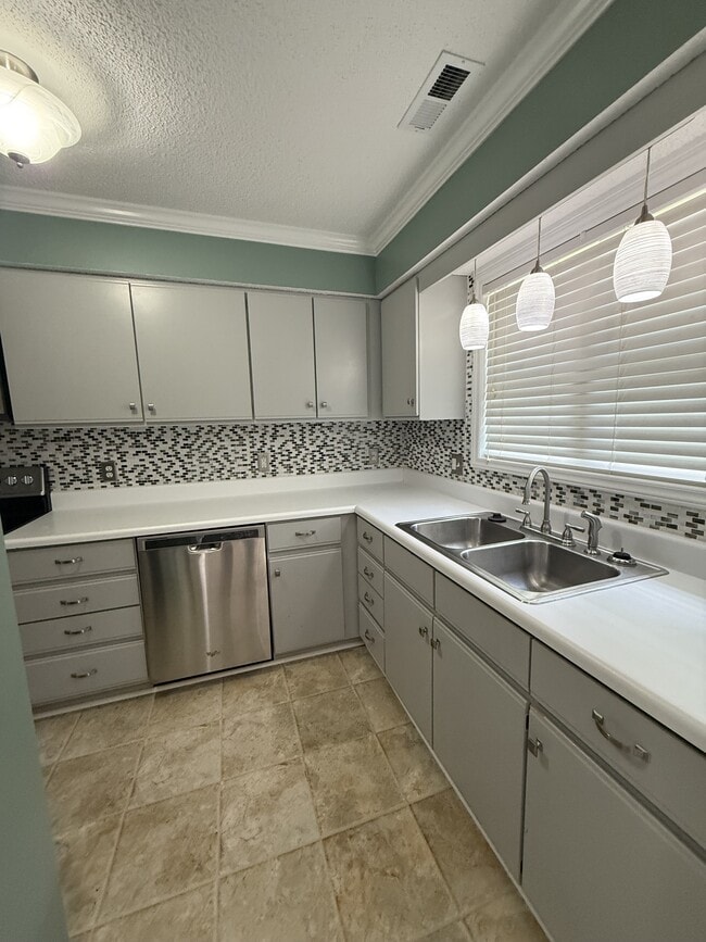 Foto del edificio - 103 Sunshine Ln