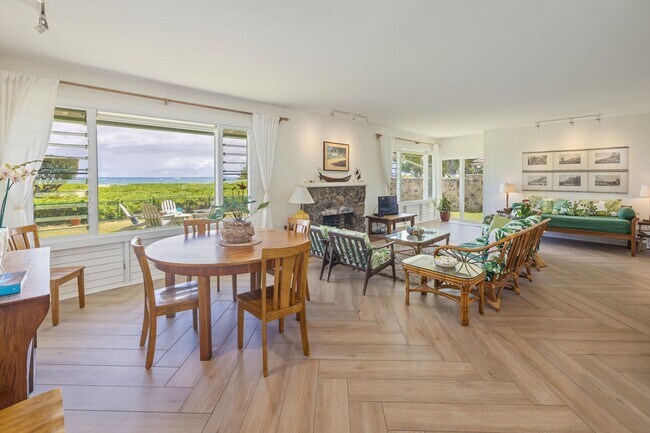 Foto del edificio - Hale Moana Lanikai by Gather: Beachfront L...