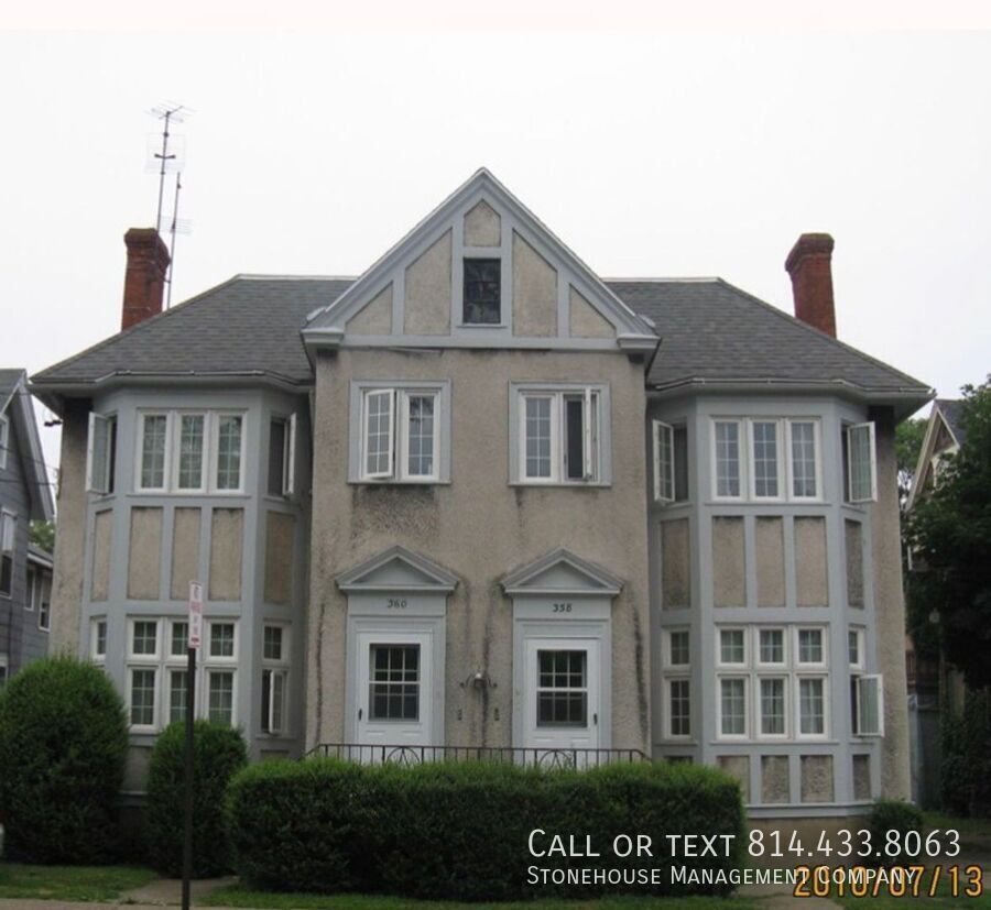 Foto principal - 358 W 7th St