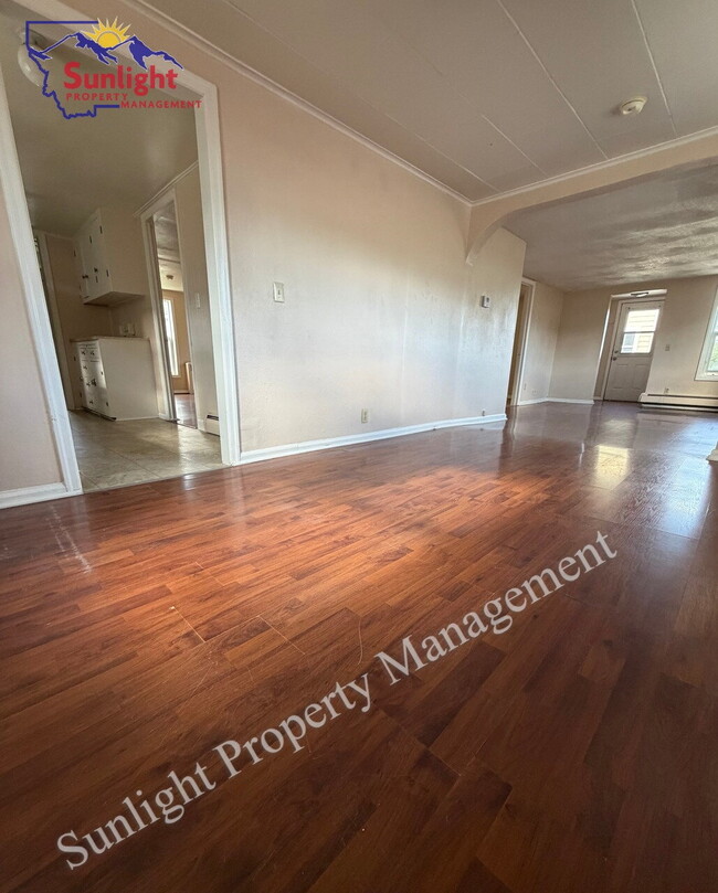 Foto del edificio - 2 Bed 1 Bath Single Family