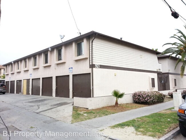 Foto del edificio - 921-937 E 10th St