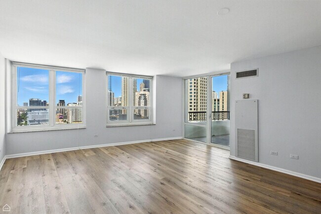 Foto del edificio - 345 N LaSalle St