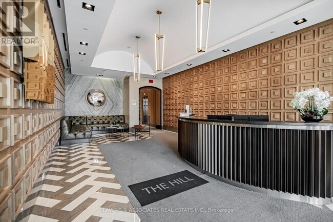 Building Photo - 170-170 Chiltern Hill Rd