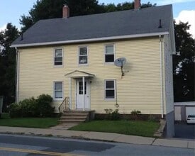 Building Photo - 107 Broad St