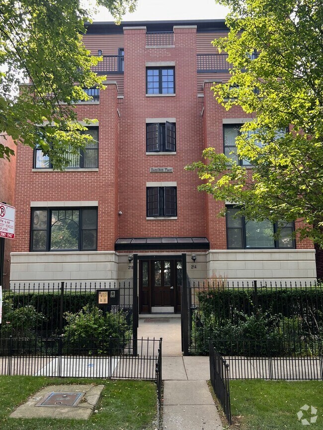 Building Photo - 218 S Hamilton Ave
