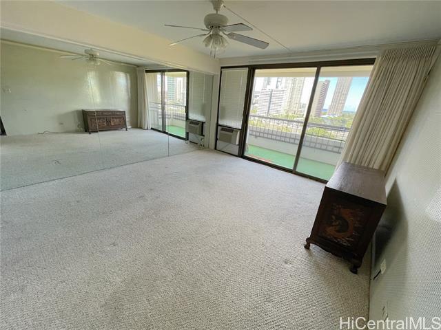 Building Photo - 2333 Kapiolani Blvd