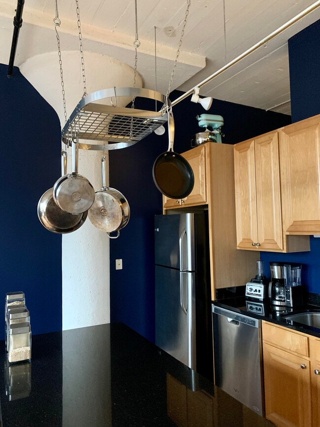 Foto del edificio - 221 E Cullerton St