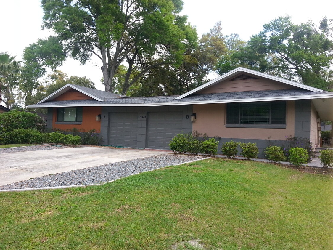 Foto principal - 1540 Ridgewood Ave