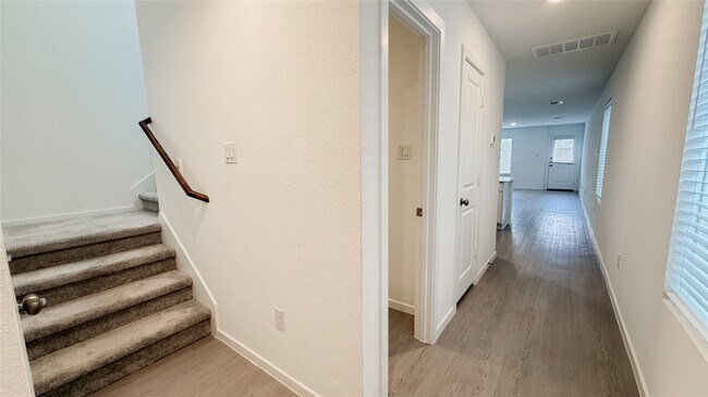 Foto del edificio - 21305 Carosella Dr