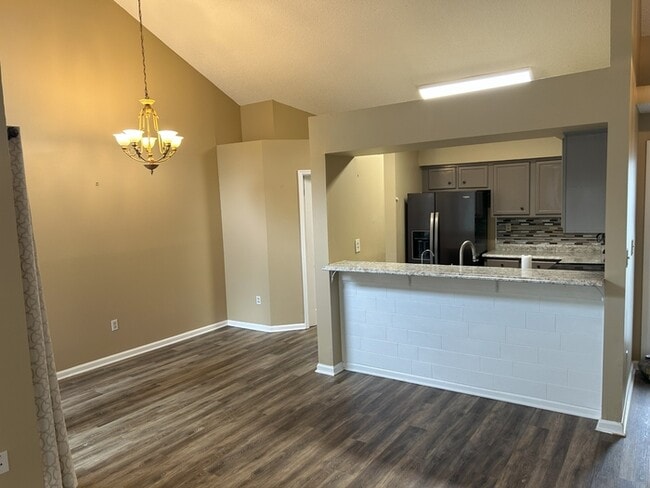 Foto del edificio - 118 Millstone Ln