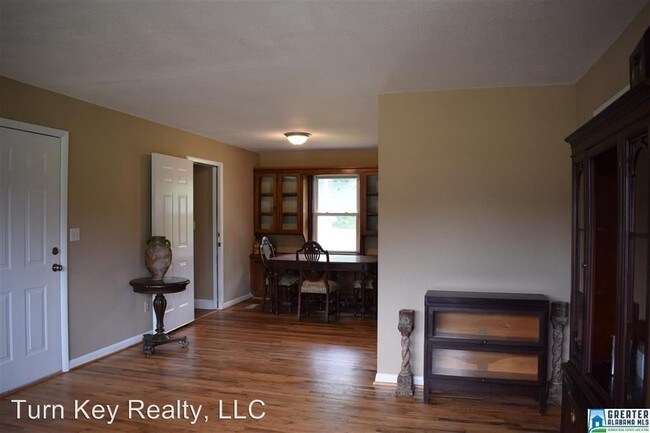 Building Photo - 3 br, 2 bath House - 30950 Highway 25