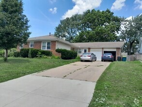 Building Photo - 7532 Hayes St