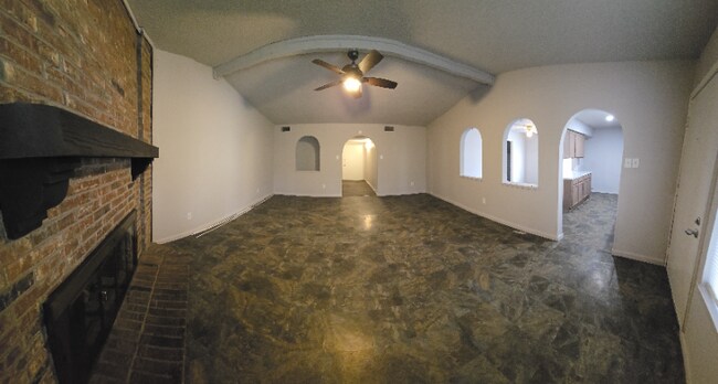 Foto del edificio - 8041 Southbrook Cir