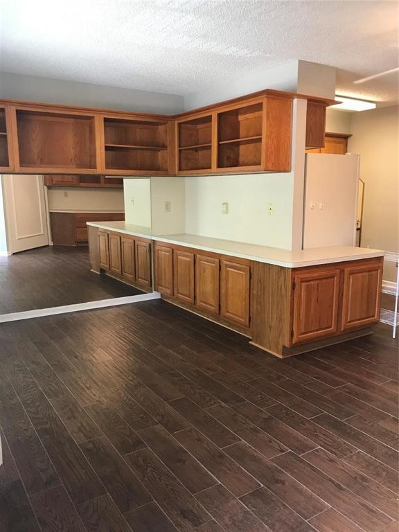 Building Photo - 1311 Antoine Dr