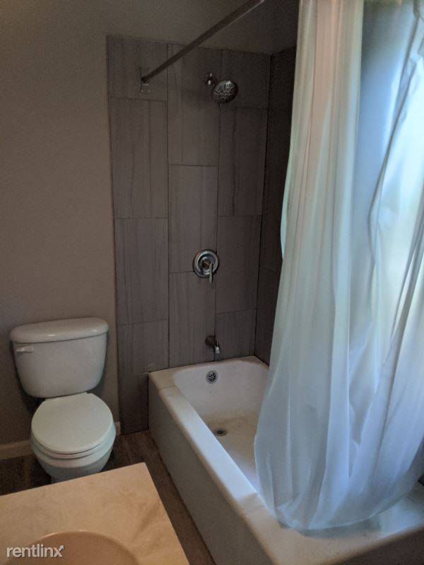 Foto del edificio - 2 br, 1 bath House - 321 Hascall St
