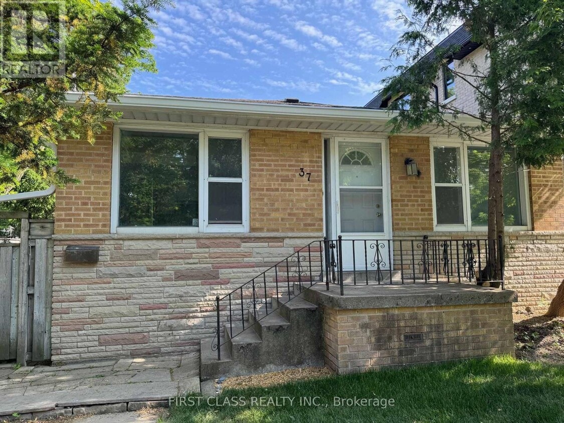 Photo principale - 37 Nipigon Ave