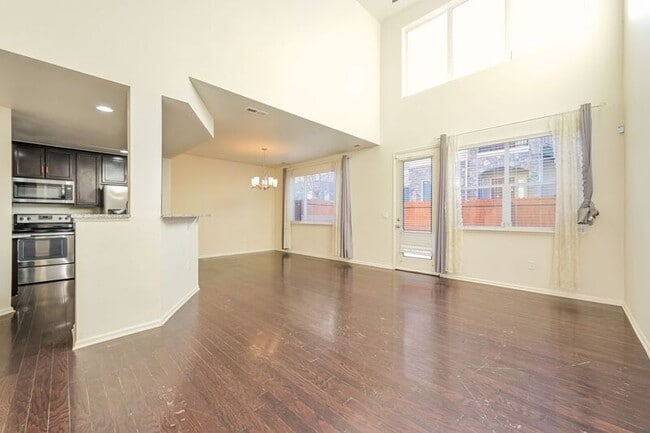 Building Photo - 15254 E 16th Dr