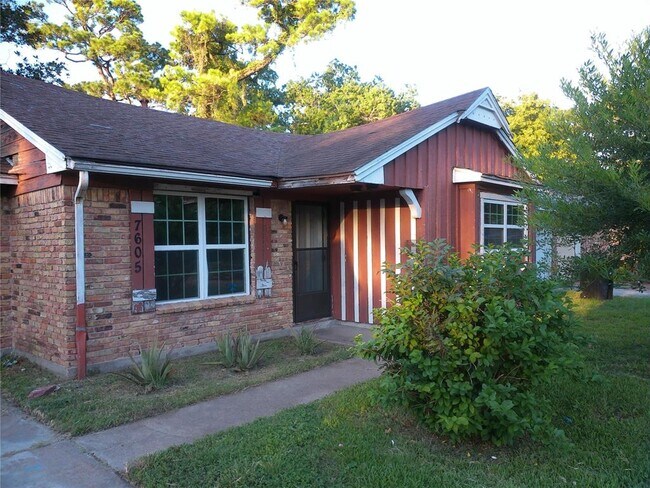 Foto del edificio - 7605 Boggess Rd