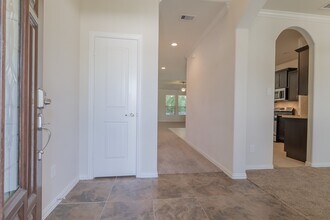 Building Photo - 5 Iris Arbor Ct