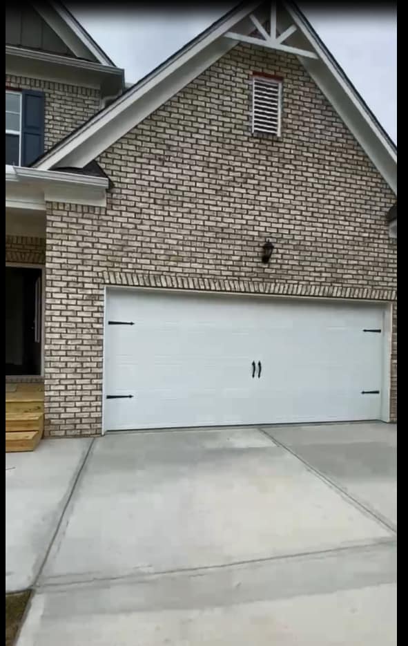 Building Photo - 201 Valimar Dr