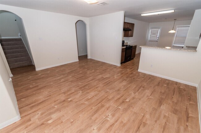 Foto del edificio - 6209 Heffernan St