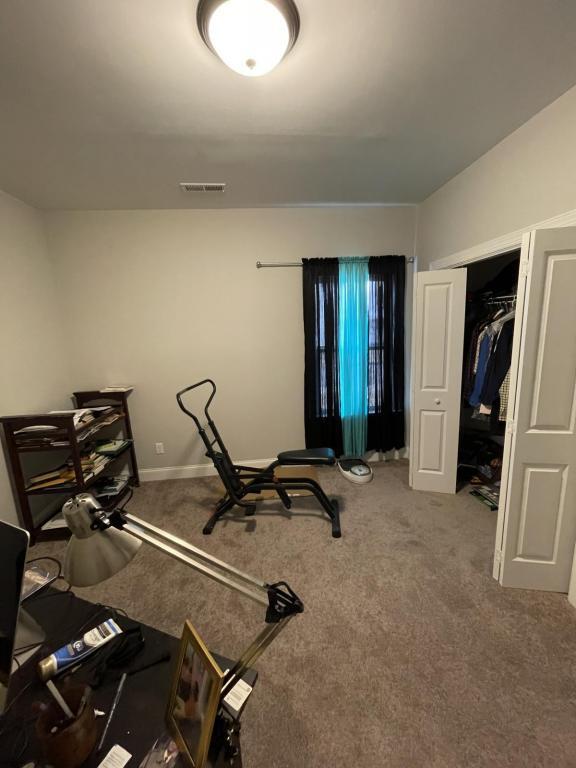 Building Photo - 5070 Shelterwood Dr NE #36