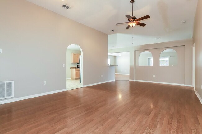 Building Photo - 1106 Soaring Osprey Way