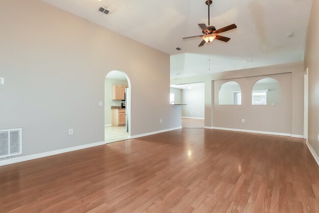 Foto del edificio - 1106 Soaring Osprey Way