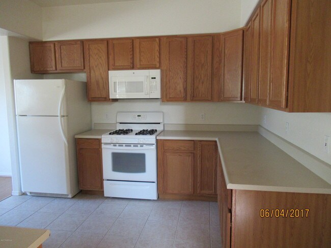 Building Photo - 1102 Boulder Park Ave