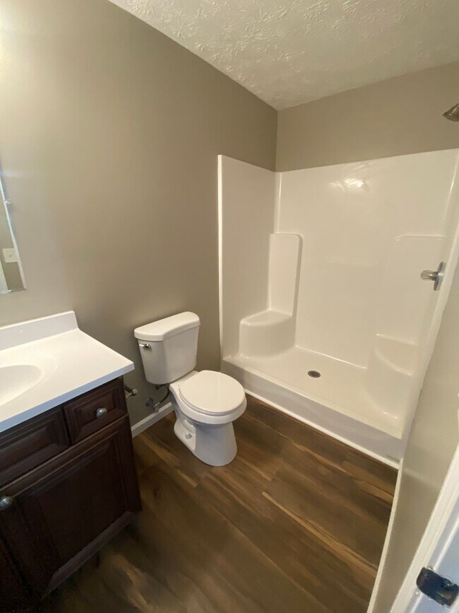 Foto del edificio - Now Leasing - 3 bedroom 2 bath White Pine, TN