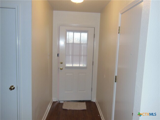 Foto del edificio - 604 Frostwood Dr