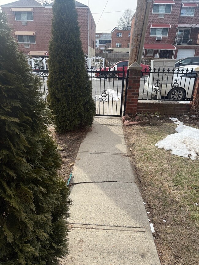 Foto del edificio - 3550 Palmer Ave