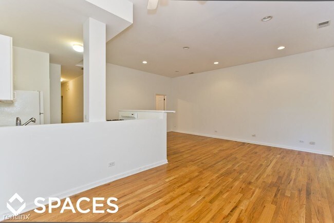 Foto del edificio - 723 W Briar Pl