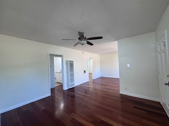 Foto del edificio - 2616 E Spaulding St