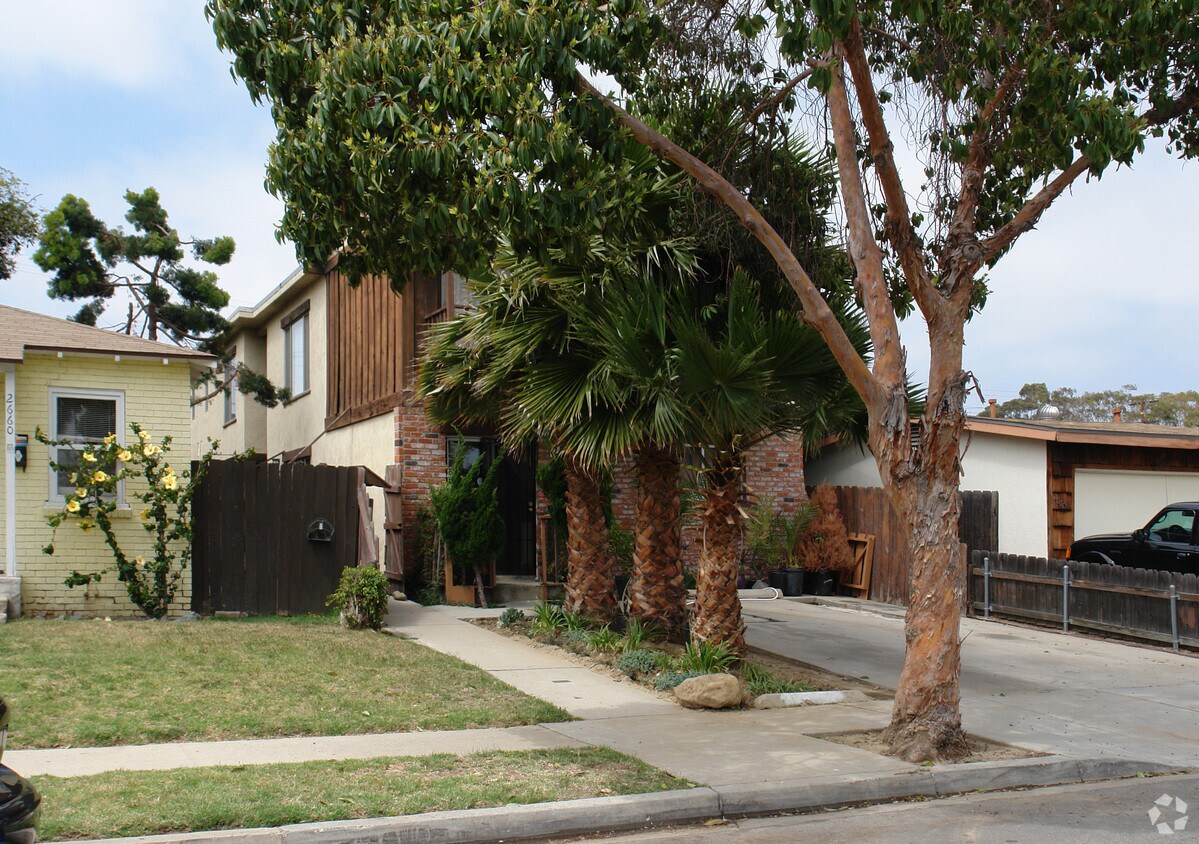 Building Photo - 2664 Magnolia Ave