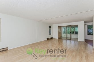 Building Photo - 2210 NE 92nd St