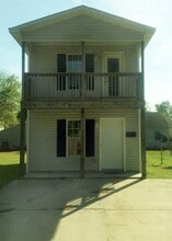 Building Photo - 407 Dunstan Ln