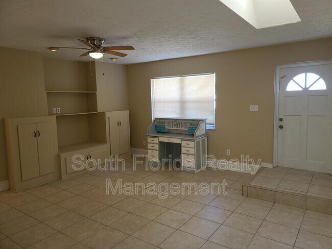 Foto del edificio - 3013 SE Bamboo St