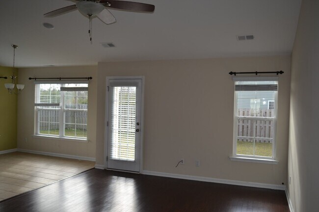 Foto del edificio - Home for Rent