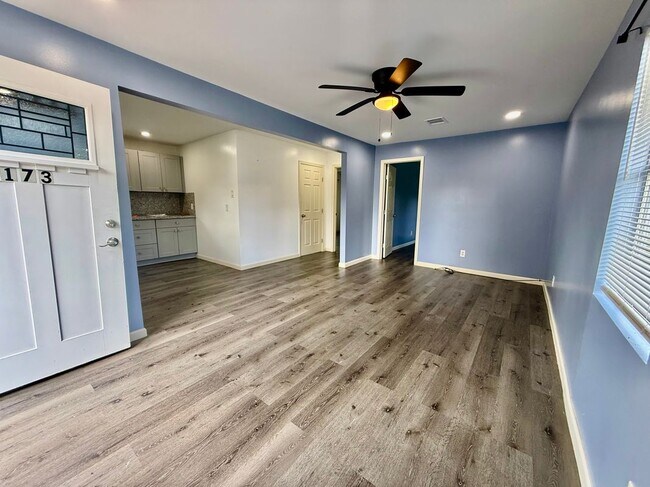 Foto del edificio - 173 11th St