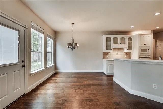 Foto del edificio - 5205 Sandstone Ln